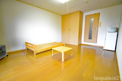 【居間・リビング】 | レオパレス花立 | 設備・仕様は号室により異なる為、現況を優先致します。