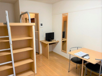 【居間・リビング】 | レオパレスグランキャスル新町 | 設備・使用は号室により異なる為、現況を優先致します。