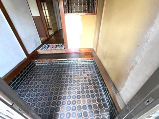 【玄関】 | 北葛城郡上牧町服部台3丁目