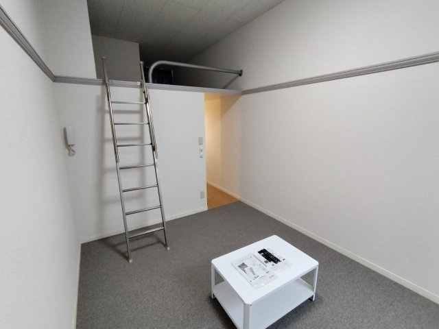 レオパレスパークサイド南熊本の寝室|設備・仕様は号室により異なる為、現況を優先致します。