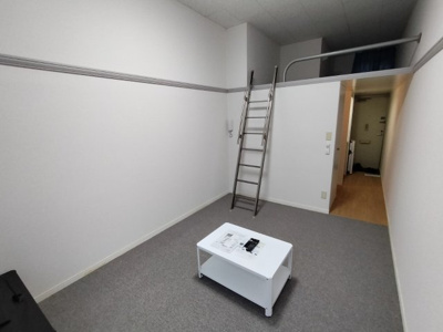 【居間・リビング】 | レオパレスパークサイド南熊本 | 設備・仕様は号室により異なる為、現況を優先致します。