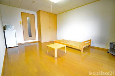 【居間・リビング】 | レオパレス上徳 | 設備・仕様は号室により異なる為、現況を優先致します。