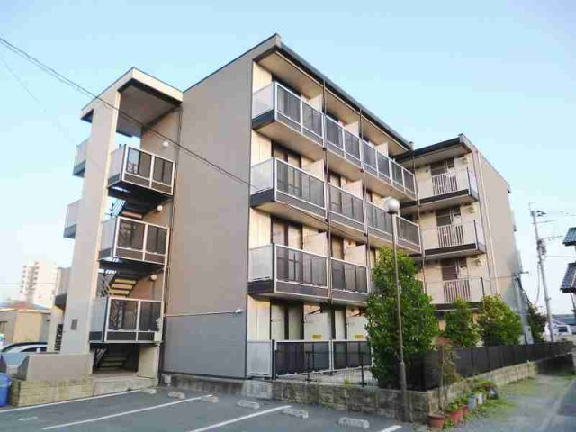 レオパレスリフレ琴平の外観