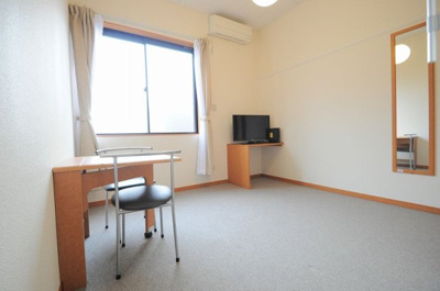 【居間・リビング】 | レオパレス千草 | 設備・仕様は号室により異なる為、現況を優先致します。