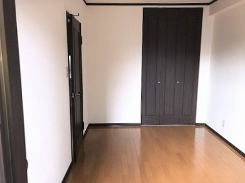 ライオンズマンション新大江第２のその他|洋室