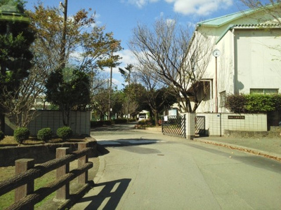 【周辺】 | ガーデン日向 | 二岡中学校まで1590m