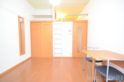 【寝室】 | レオパレス新屋敷 | 設備・使用は号室により異なる為、現況を優先致します。