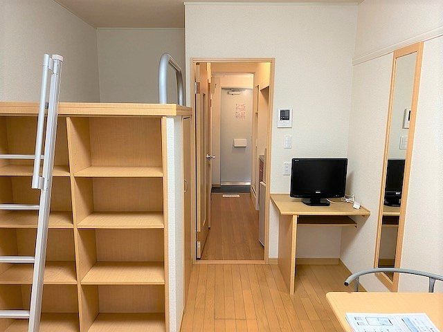 レオパレスよろずまちの居間・リビング|設備・使用は号室により異なる為、現況を優先致します。