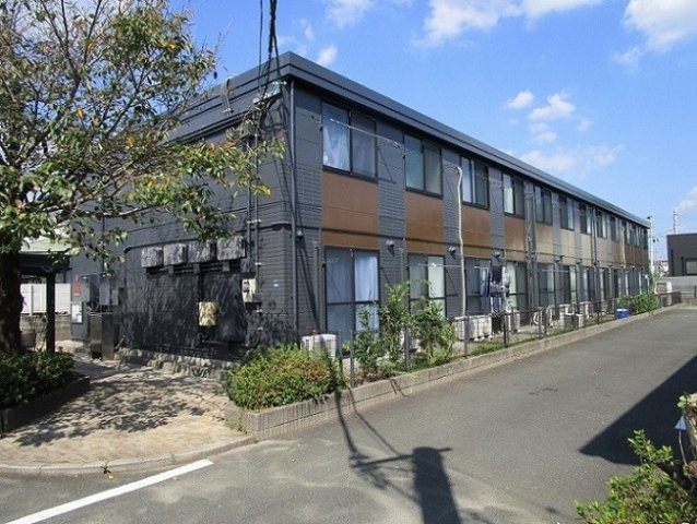 レオパレス上南部２０００の外観|2023年10月20日外壁塗装致しました。
