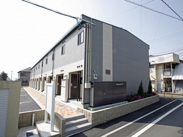 レオパレス松の本の外観