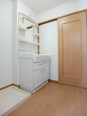 【洗面所】 | コゥジィーコートＢ