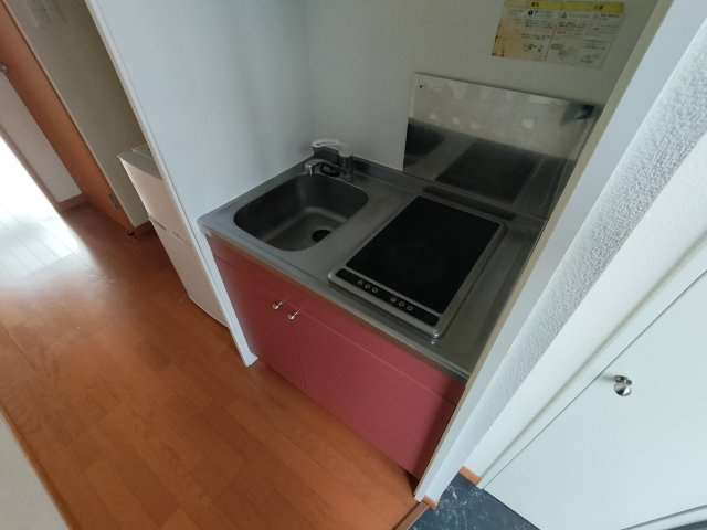 レオパレスコンフォート宇留毛のキッチン|設備・仕様は号室により異なる為、現況を優先致します。