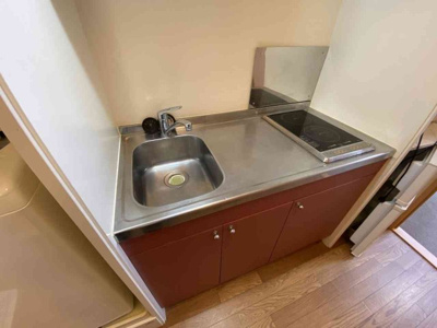 【キッチン】 | レオパレスｓｕｇａｎｏｙａ | 設備・使用は号室により異なる為、現況を優先致します。