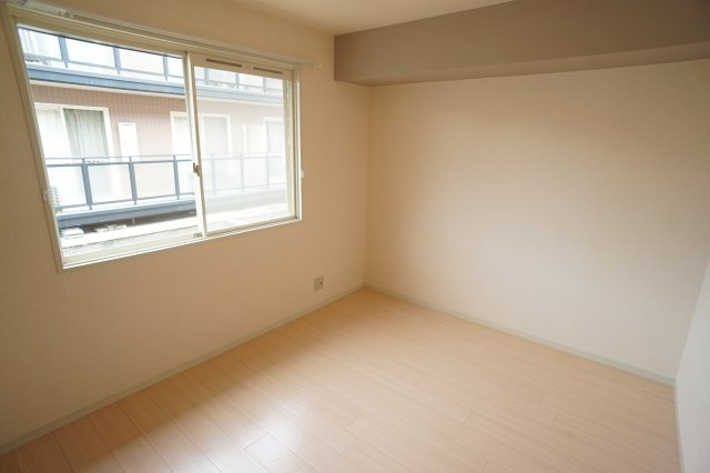 ルミエールＢ棟の居間・リビング