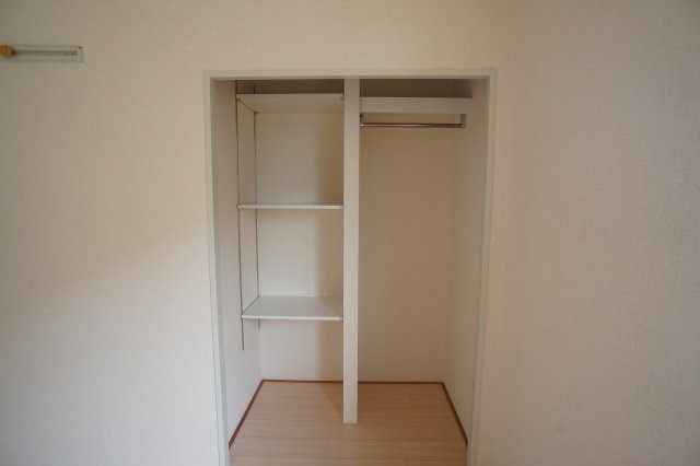 ルミエールＢ棟の収納