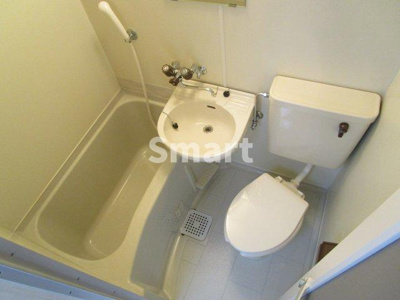 【浴室】 | ルイーズ中野