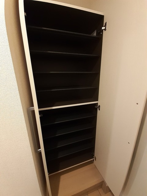 藤沢市湘南台５丁目のアパートの収納