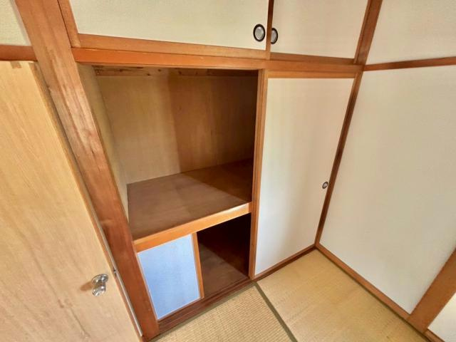 西河野貸家北の収納