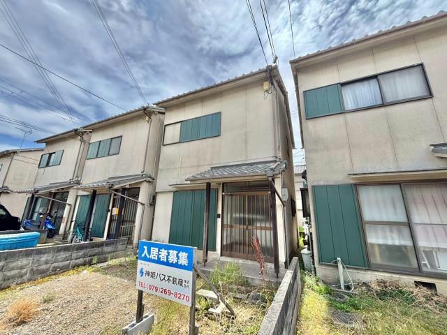西河野貸家北の外観