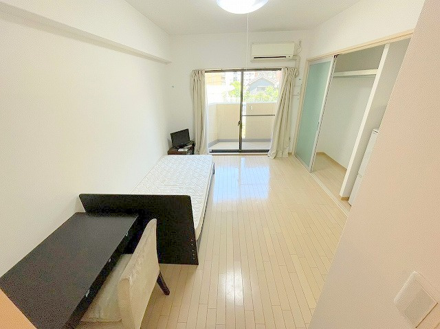 ヴェローノ新大阪北の居間・リビング