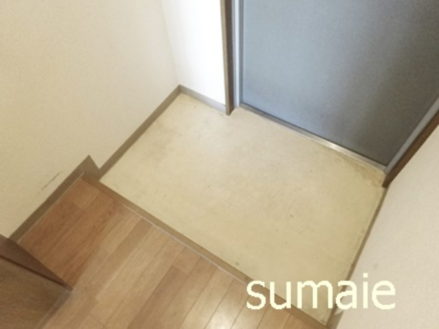 荒川区西日暮里２丁目の賃貸マンションの玄関