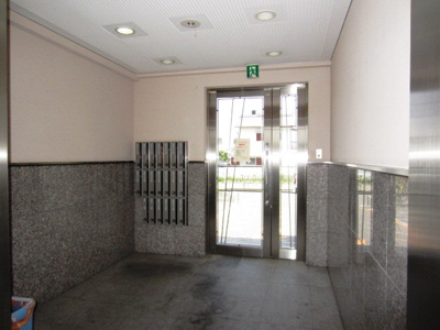 【エントランス】 | ロンシャン