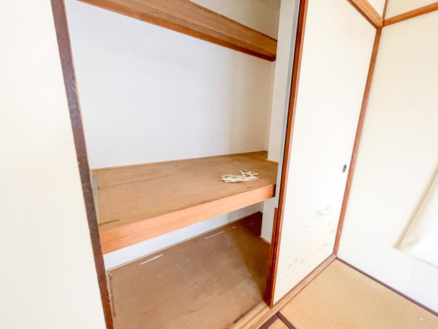 エースハイツひらのの収納