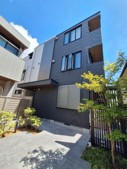 ＰＩＡＣＥＲＥ　ピアチェーレ