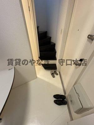 【玄関】 | ピラミッドアネックス