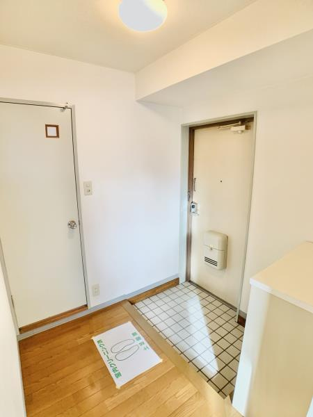 ウイング舟渡の玄関|落ち着いた玄関です