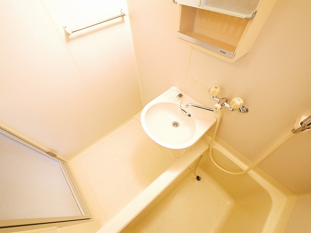 ラ・リビエールの設備|洗面ボウルです