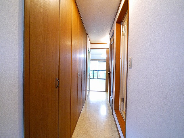 ラ・リビエールの内装|きれいな内装です