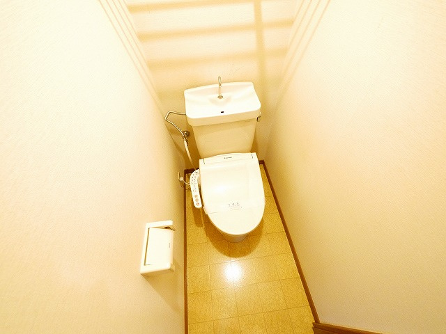 ラ・リビエールのトイレ|ゆったりとした空間のトイレです