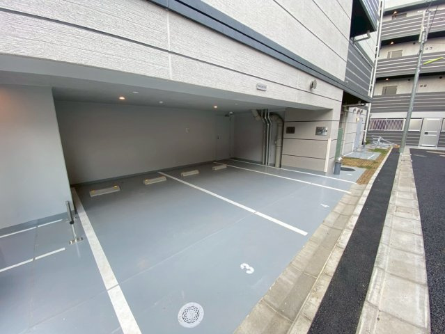 アジールコート三宿テラス　礼金0 新築　楽器相談　ペット相談の駐車場