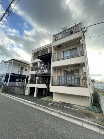 サンハイツの外観