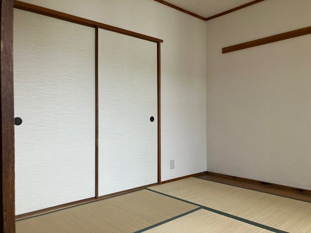 兵庫県公社　宝塚安倉（３）２号棟のその他|趣のある和室です