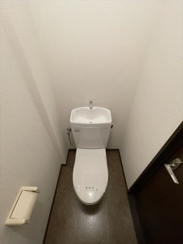エクセル吉岡Ⅱのトイレ|シンプルで使いやすいトイレです