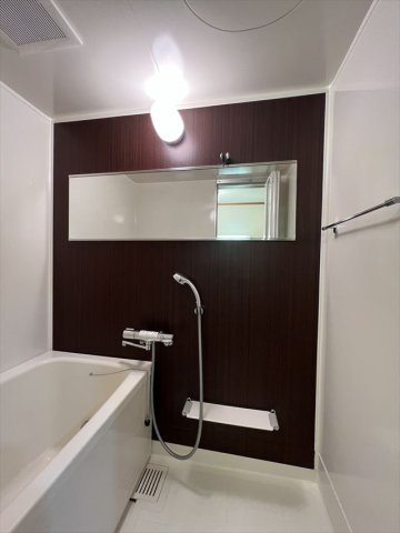 グランベルク和戸駅改札前の浴室|日々の疲れを癒すお風呂付です