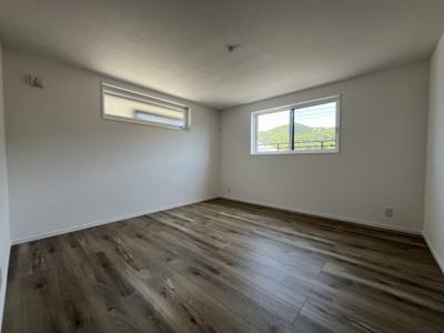 【洋室】 | 有野台６丁目　新築戸建 | 洋室約8.1帖