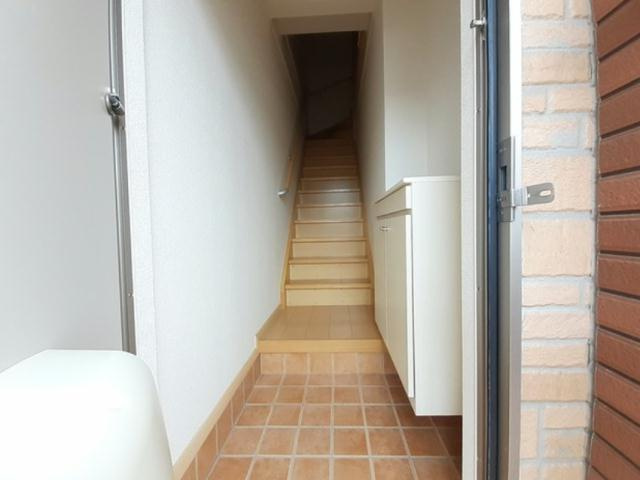 グレイス別所南の玄関