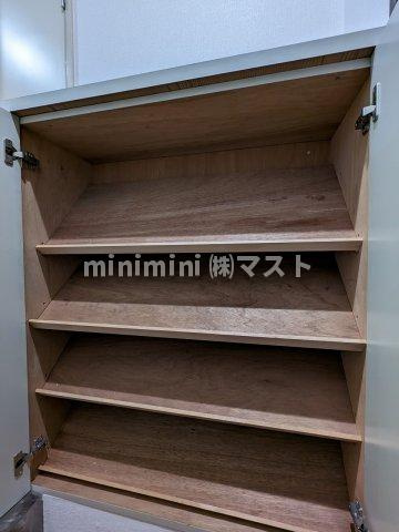 プリメーロ江戸堀の収納