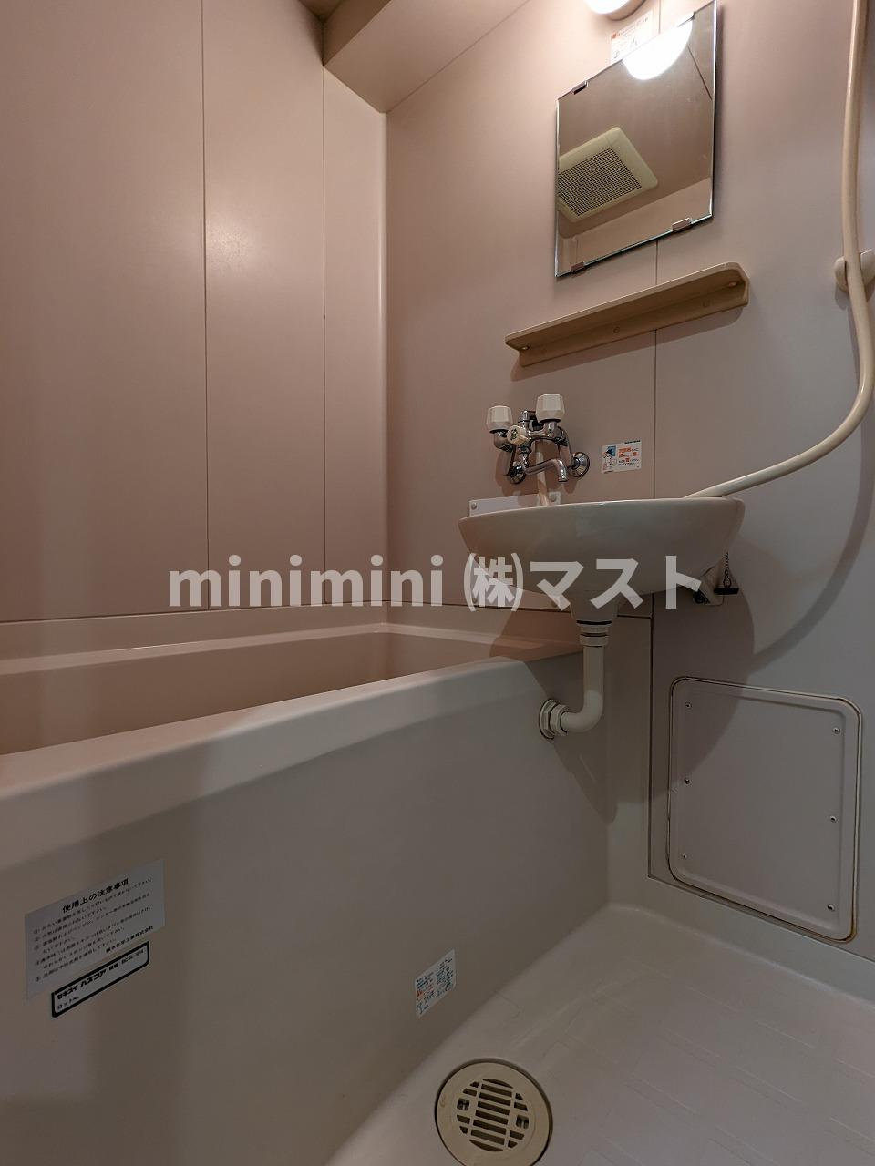 プリメーロ江戸堀の浴室