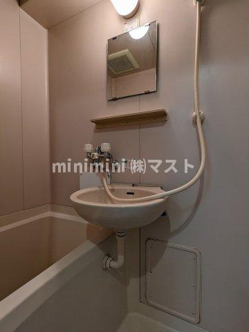 プリメーロ江戸堀の洗面所