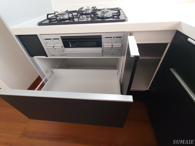 赤羽台3丁目戸建てのキッチン|キッチン下収納です☆