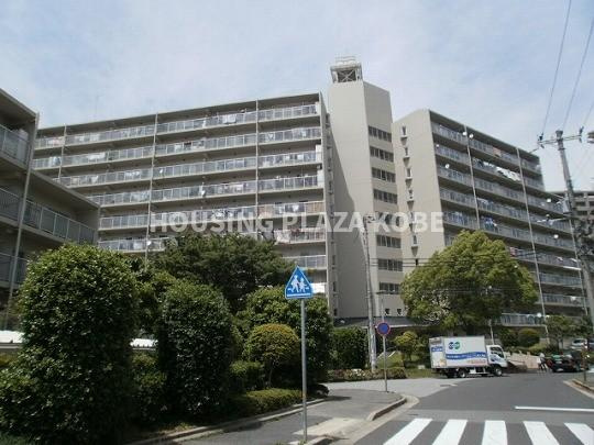 須磨名谷ハウス１号棟の外観