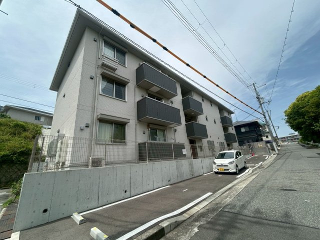 YKメゾン舞子台