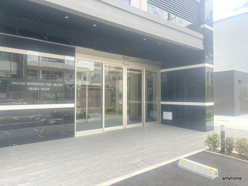 エスリードレジデンス ザ・グラン大阪ノア　仲介手数料無料のエントランス