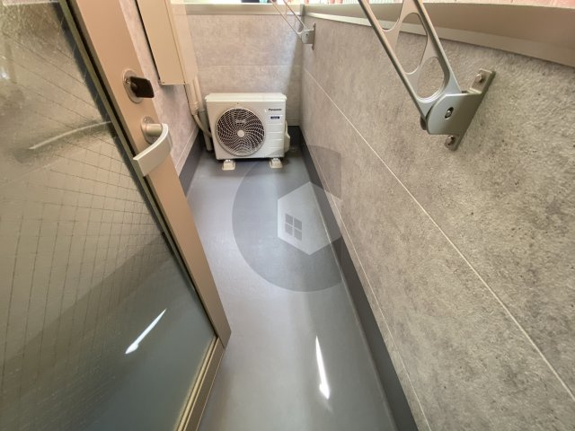 フジパレス八戸ノ里6番館のバルコニー