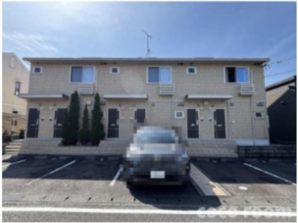 イーリスの駐車場