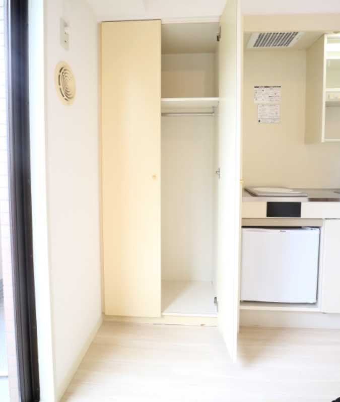 レジデンス三軒茶屋スクエア　オートロック　角部屋　冷蔵庫の収納